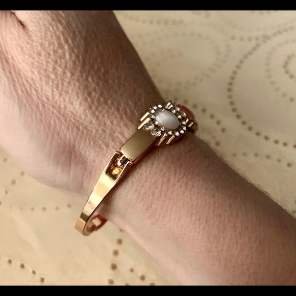 Bracelet - Picture 8 of 9